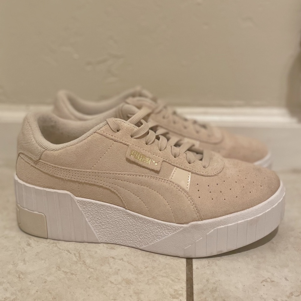 Women’s Puma Cali Wedge Sneaker Size 10 Tan
